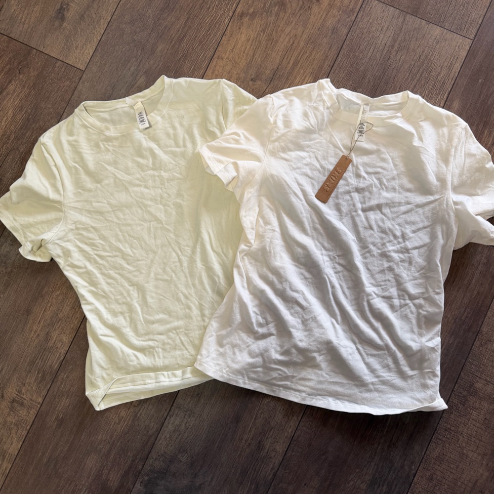 SKIMS cotton jersey white  and Cream T-Shirts size L - Picture 2 of 5